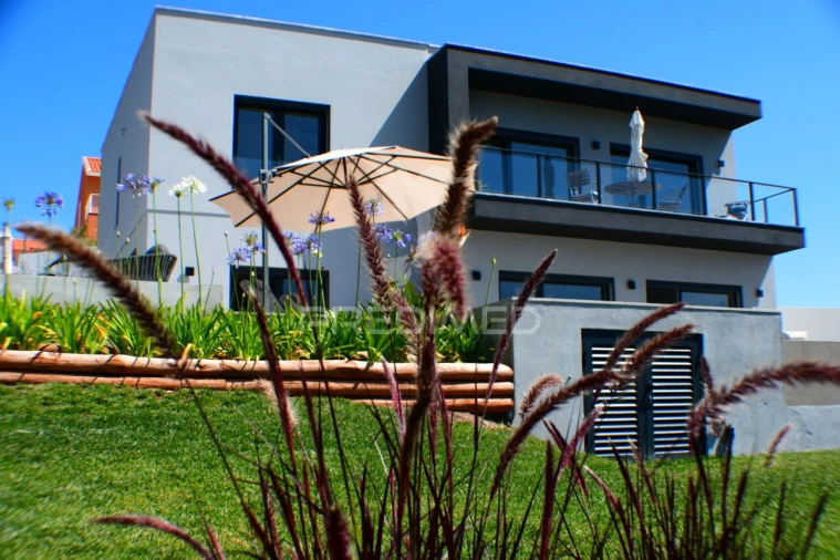 Moradia T3 para Venda em Lamas e Cercal Foto 3