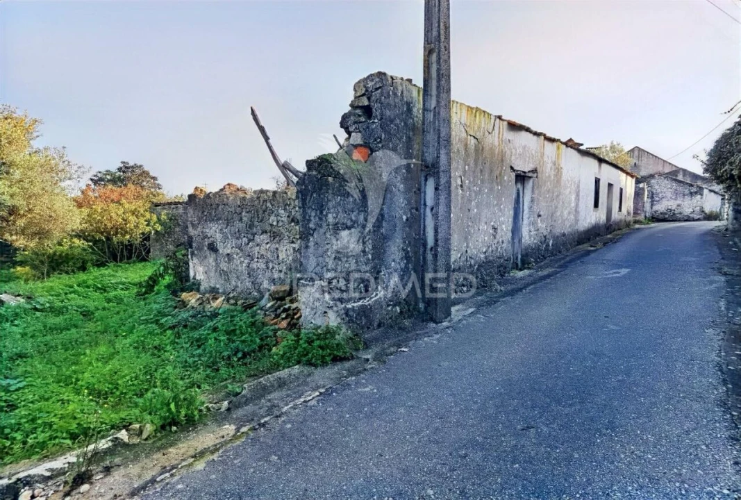 Moradia T3 para Venda em Malhou, Louriceira e Espinheiro Foto 6