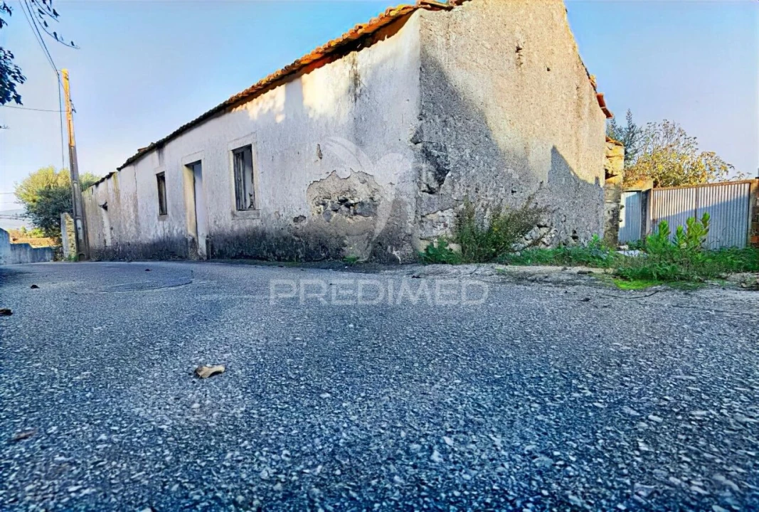 Moradia T3 para Venda em Malhou, Louriceira e Espinheiro Foto 1