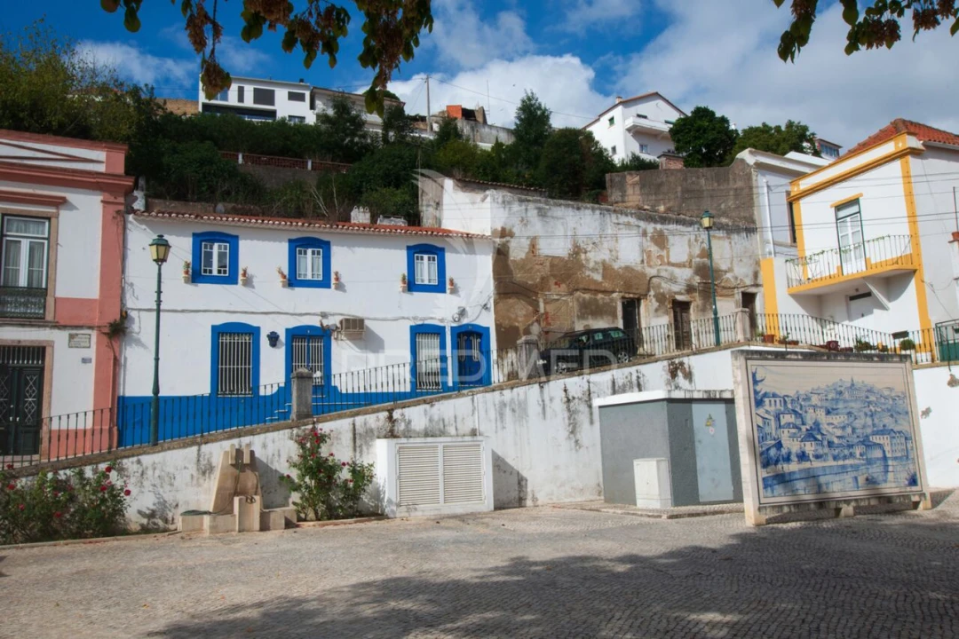 Terreno para Venda em Alenquer (Santo Estêvão e Triana) Foto 1