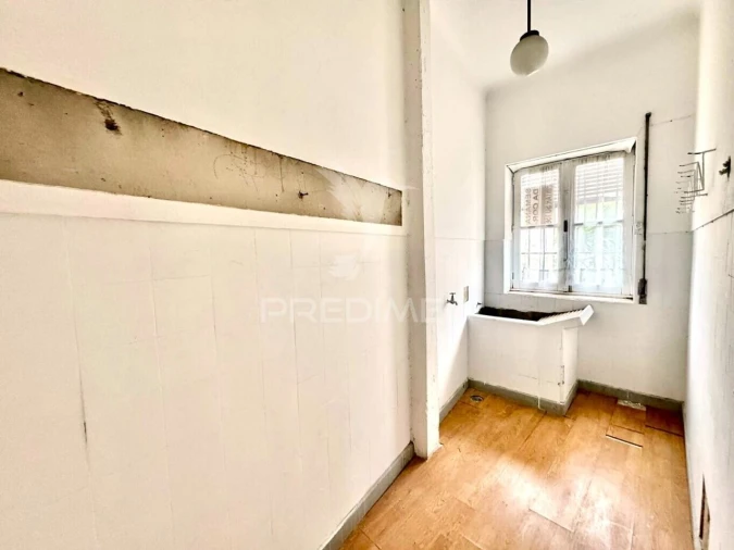 Loja para Arrendamento em Oliveira, São Paio e São Sebastião Foto 26