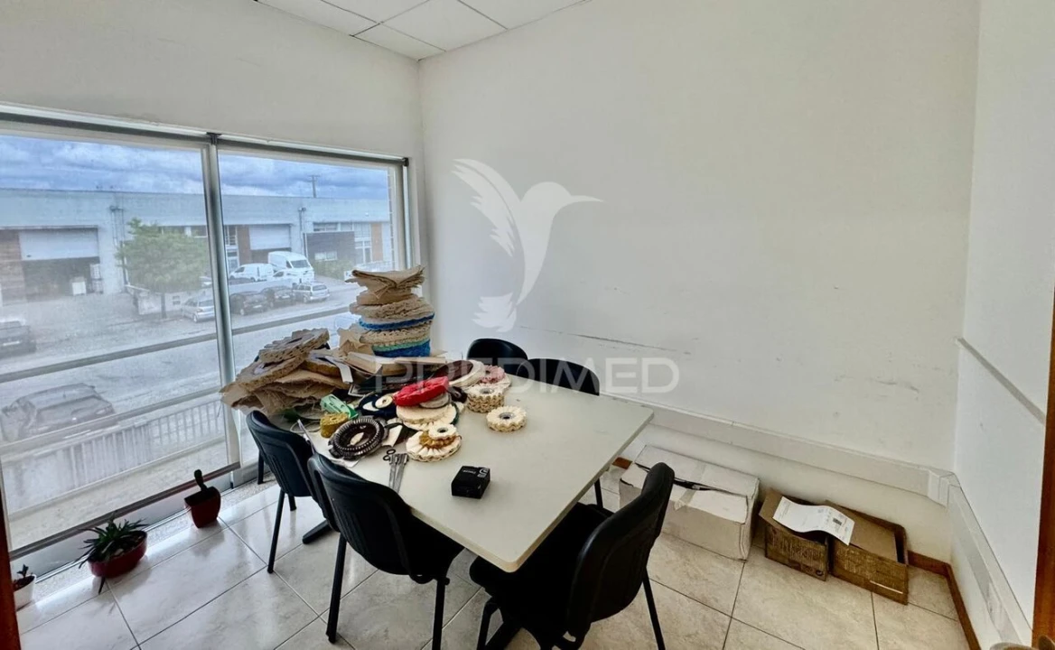 Armazém para Arrendamento em Sande Vila Nova e Sande São Clemente Foto 22