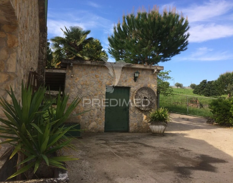 Quinta T4 para Venda em Romeira e Várzea Foto 28