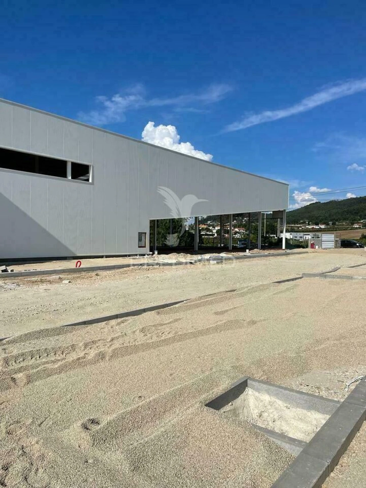 Armazém para Venda em Silveiros e Rio Covo (Santa Eulália) Foto 2