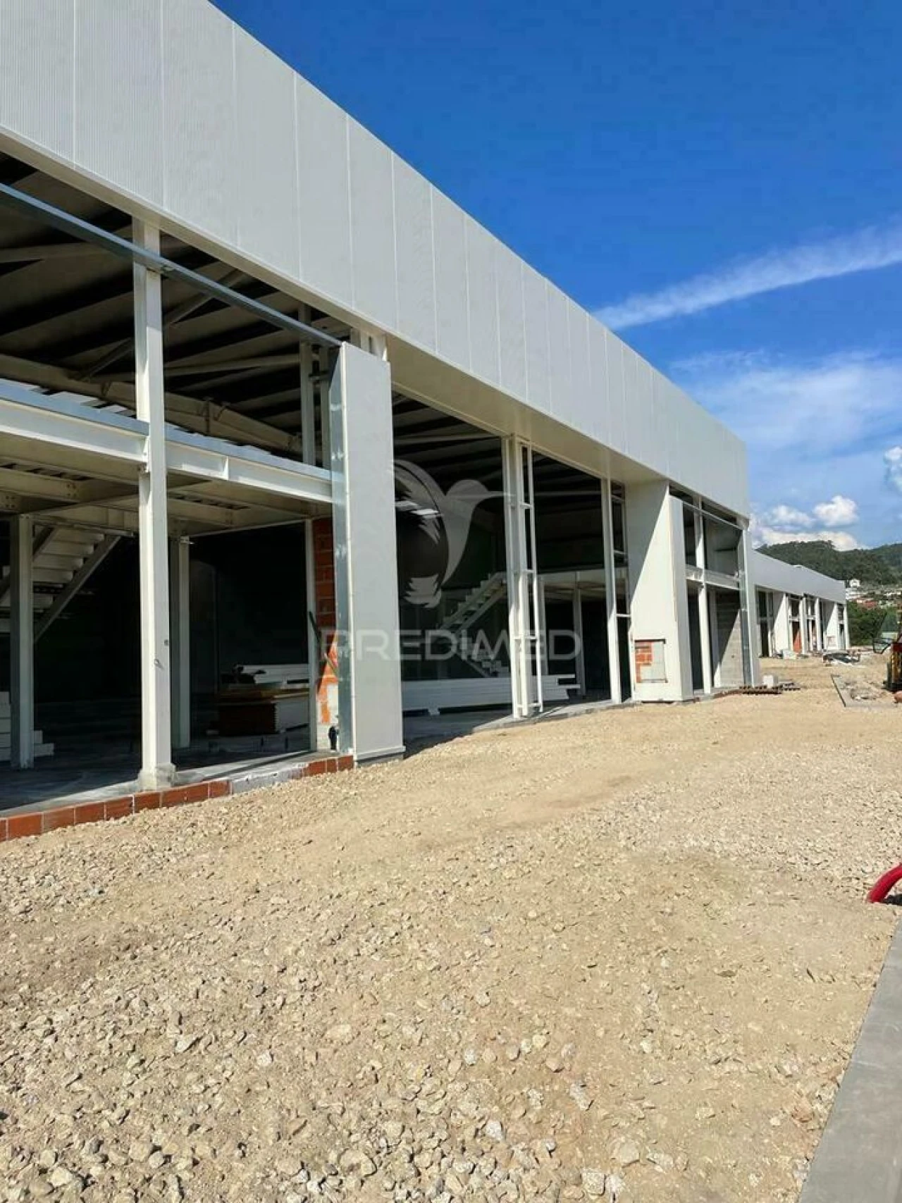 Armazém para Venda em Silveiros e Rio Covo (Santa Eulália) Foto 1