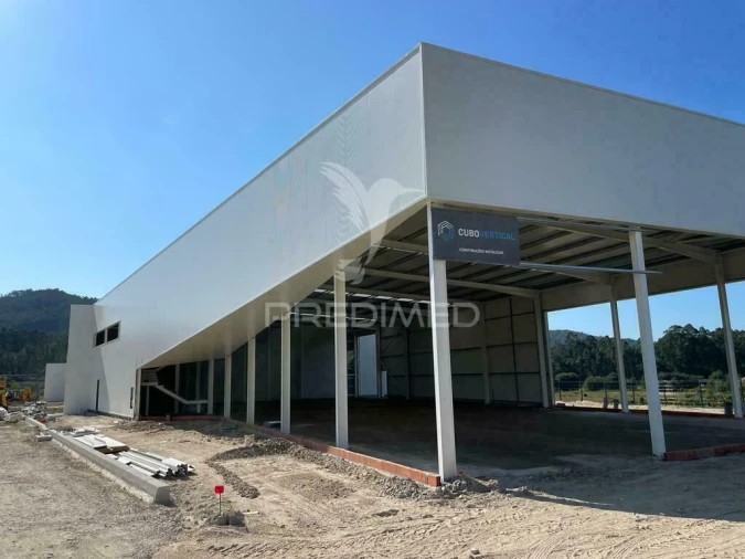 Armazém para Venda em Silveiros e Rio Covo (Santa Eulália) Foto 3