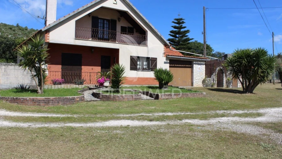 Moradia T3 para Venda em Arrimal e Mendiga