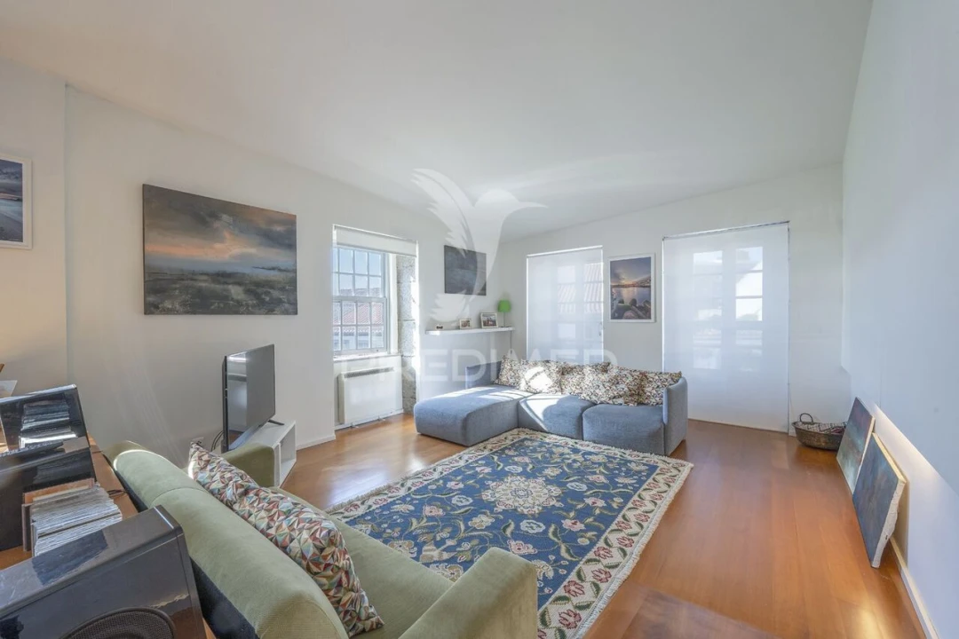 Moradia T5 para Venda em Angra (Santa Luzia) Foto 6