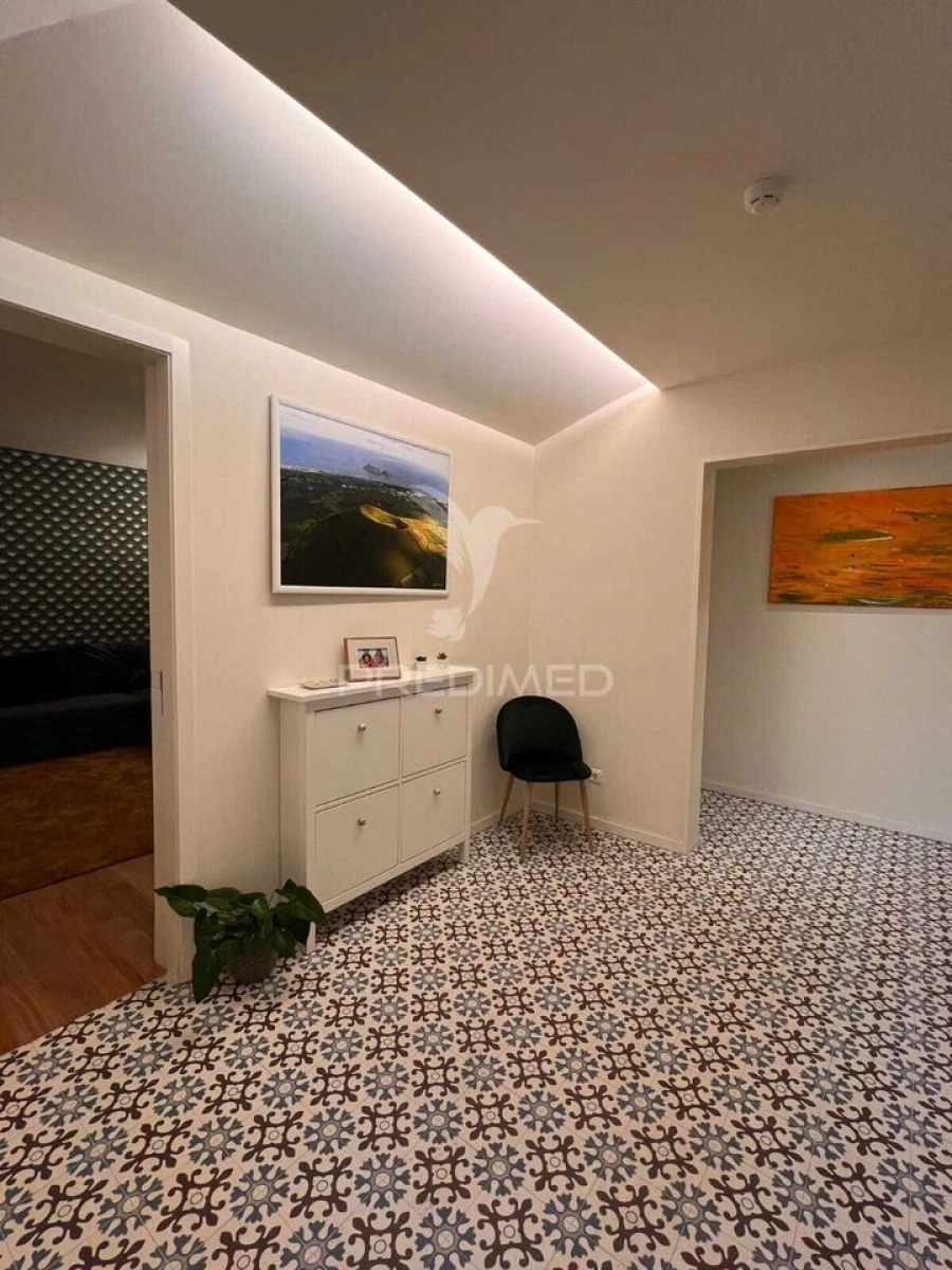 Moradia T5 para Venda em Angra (Santa Luzia) Foto 40