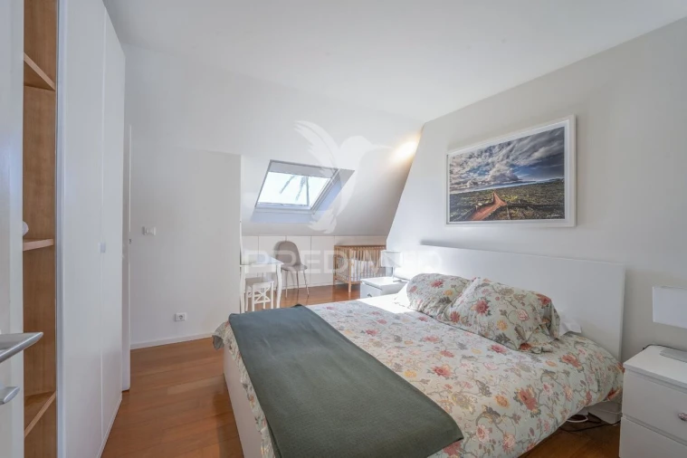 Moradia T5 para Venda em Angra (Santa Luzia) Foto 21