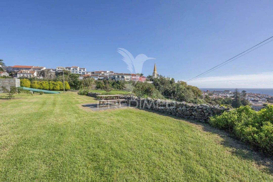 Moradia T5 para Venda em Angra (Santa Luzia) Foto 32