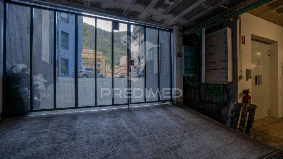 Loja para Venda em Ribeira Brava Foto 13