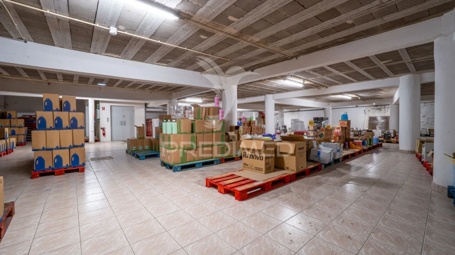 Loja para Venda em Ribeira Brava Foto 12