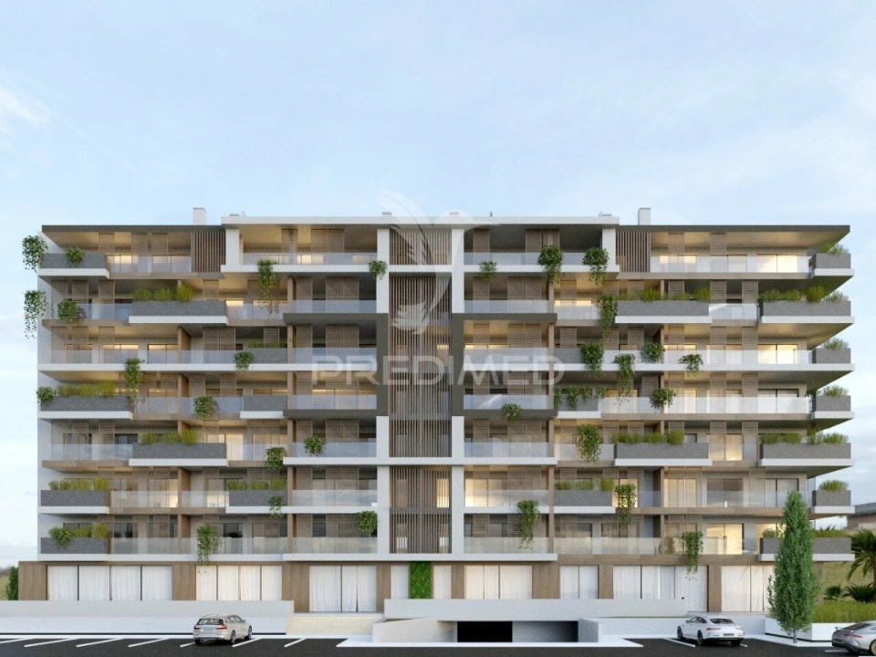 Apartamento T4 para Venda em Faro (Sé e São Pedro) Foto 3