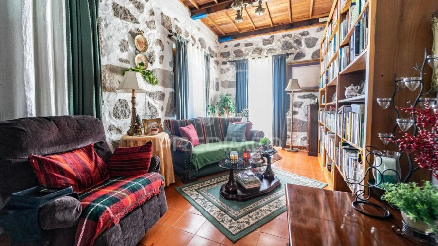 Moradia T1 para Venda em São Mateus da Calheta Foto 23