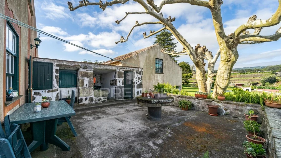 Moradia T1 para Venda em São Mateus da Calheta Foto 12