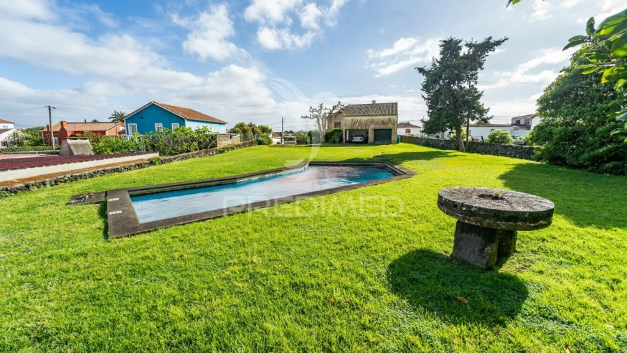 Moradia T1 para Venda em São Mateus da Calheta Foto 9