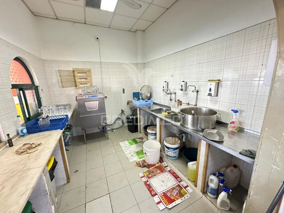 Loja para Venda em Sines Foto 13