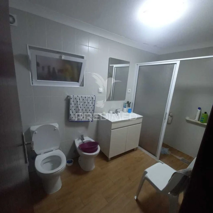 Moradia T3 para Venda em Angra (Santa Luzia) Foto 7