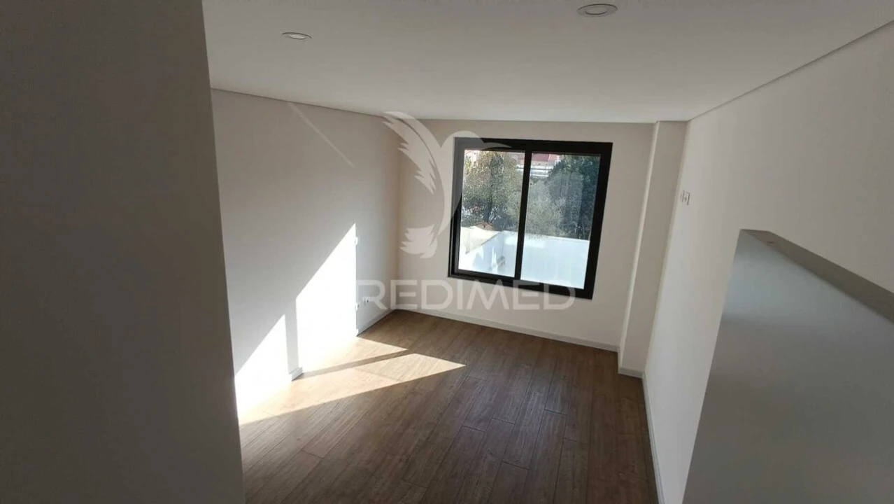 Apartamento T4 para Venda em Cedofeita, Santo Ildefonso, Sé, Miragaia, São Nicolau e Vitória Foto 22