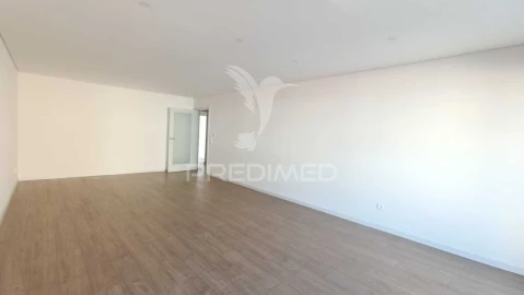Apartamento T4 para Venda em Cedofeita, Santo Ildefonso, Sé, Miragaia, São Nicolau e Vitória