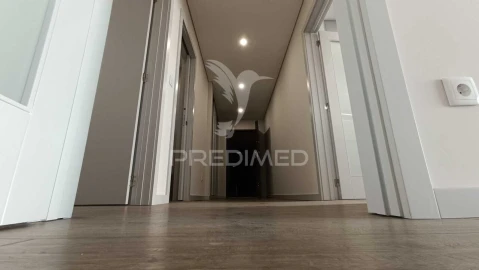 Apartamento T4 para Venda em Cedofeita, Santo Ildefonso, Sé, Miragaia, São Nicolau e Vitória