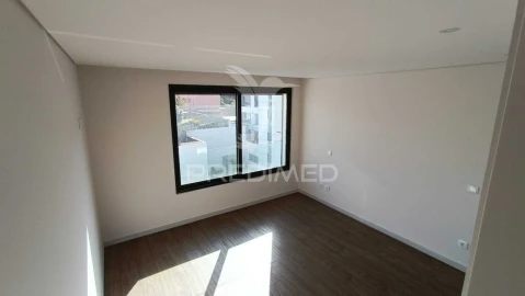 Apartamento T3 para Venda em Cedofeita, Santo Ildefonso, Sé, Miragaia, São Nicolau e Vitória