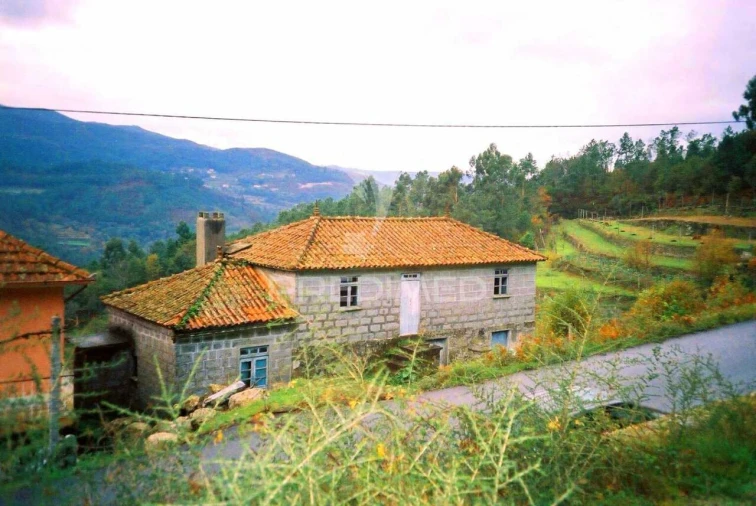 Moradia T3 para Venda em Sande, Vilarinho, Barros e Gomide