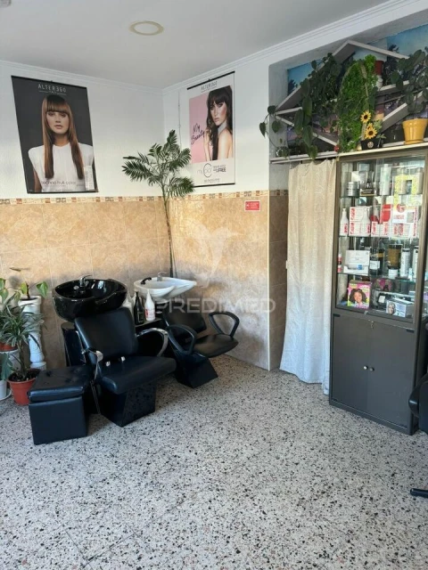 Loja para Venda em Baixa da Banheira e Vale da Amoreira