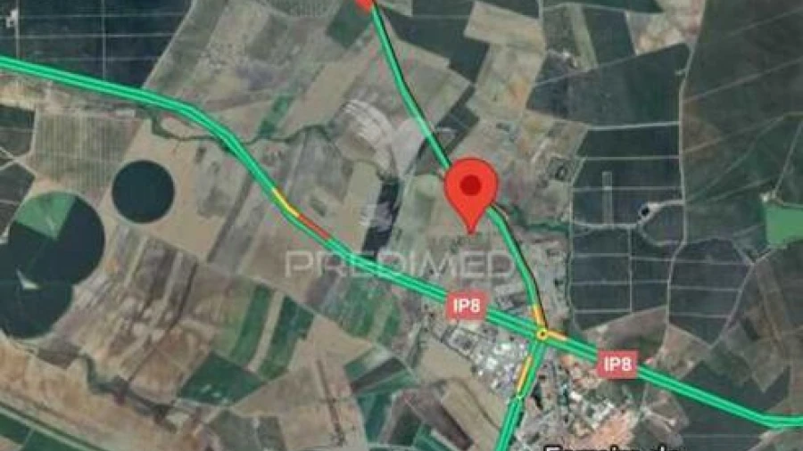 Terreno para Venda em Ferreira do Alentejo e Canhestros