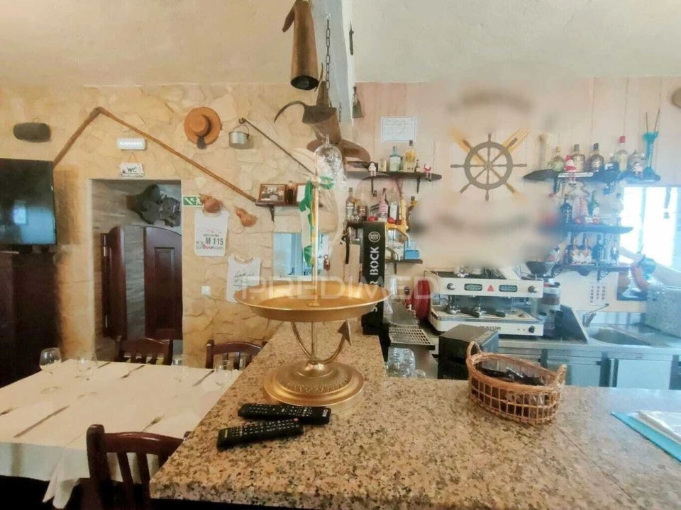 Loja para Venda em Alcanhões Foto 10