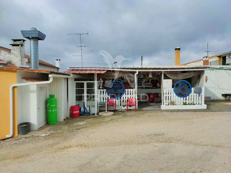 Loja para Venda em Alcanhões Foto 28