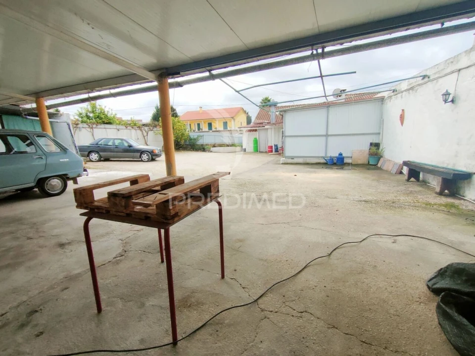 Loja para Venda em Alcanhões Foto 25