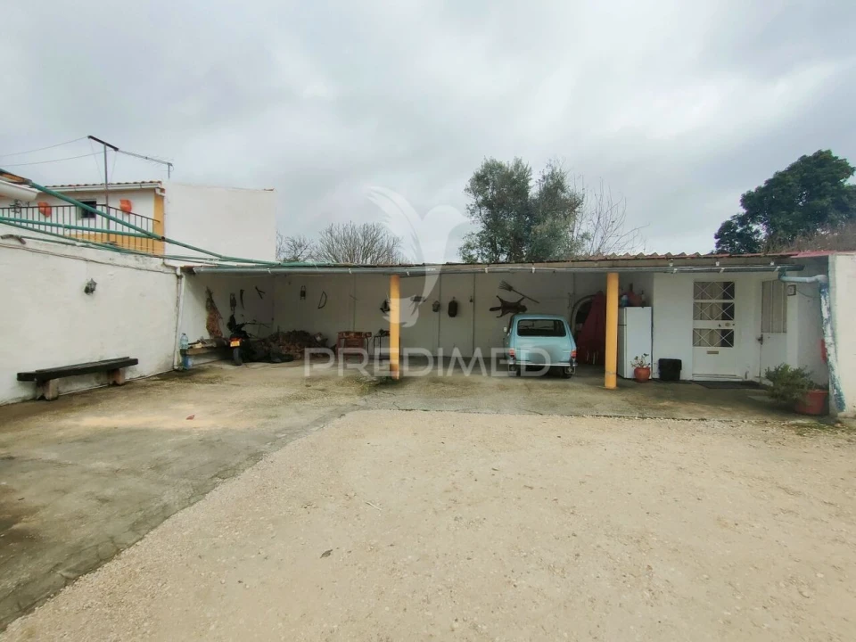 Loja para Venda em Alcanhões Foto 23