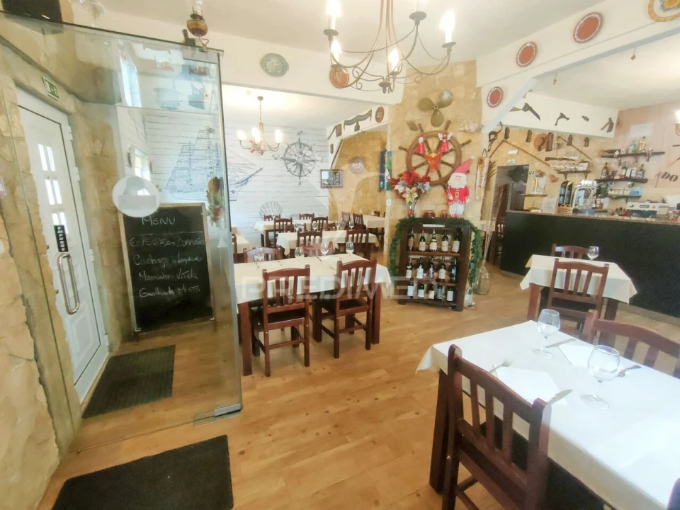 Loja para Venda em Alcanhões Foto 2