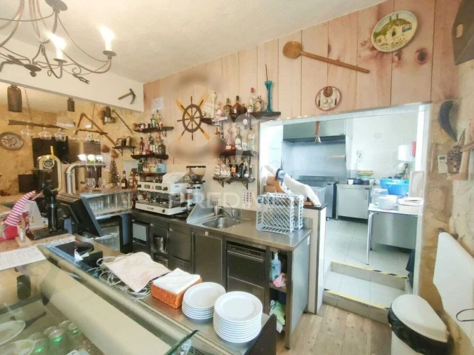 Loja para Venda em Alcanhões Foto 9