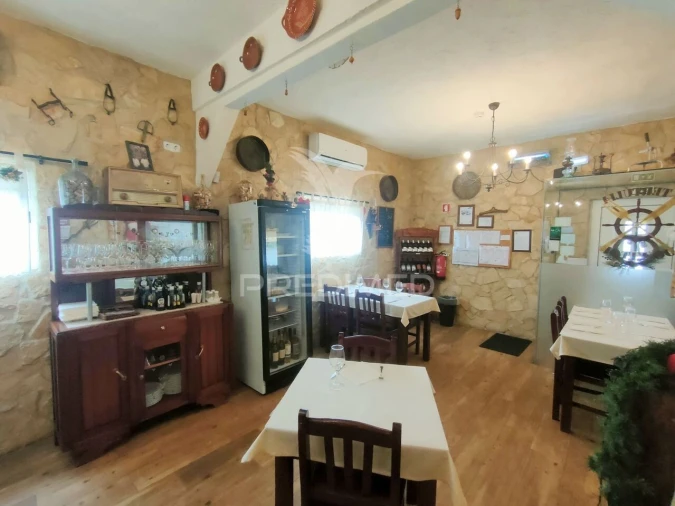 Loja para Venda em Alcanhões Foto 4