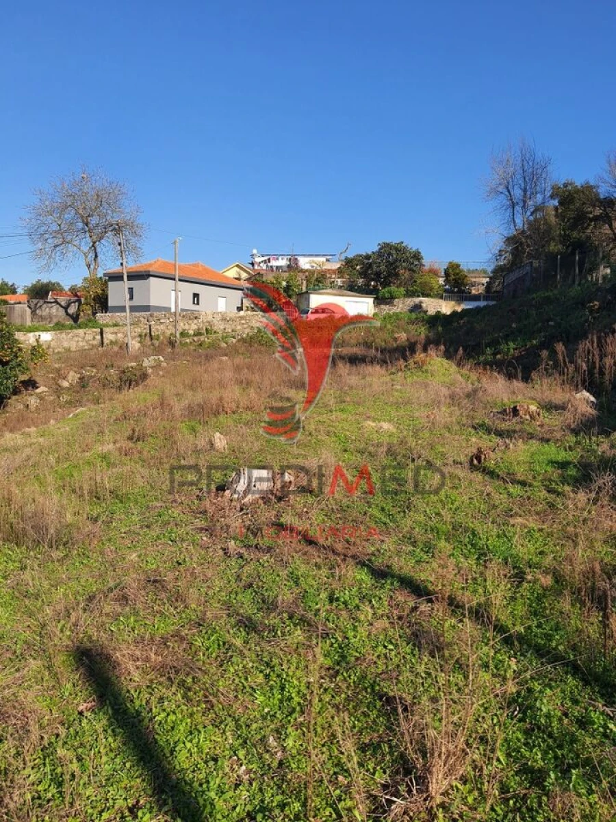 Terreno para Venda em Santo Tirso, Couto (Santa Cristina e São Miguel) e Burgães Foto 4