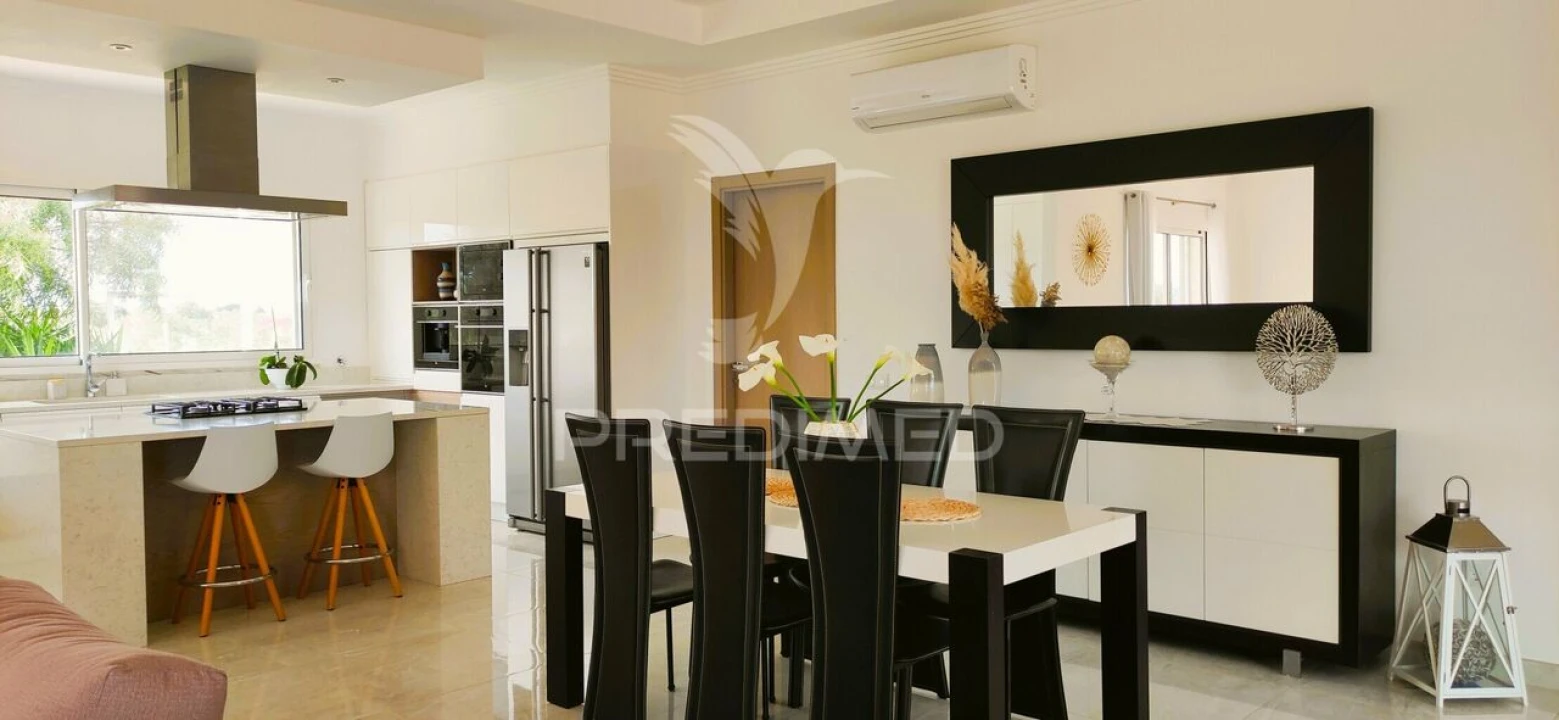 Moradia T8 para Venda em Algoz e Tunes Foto 11