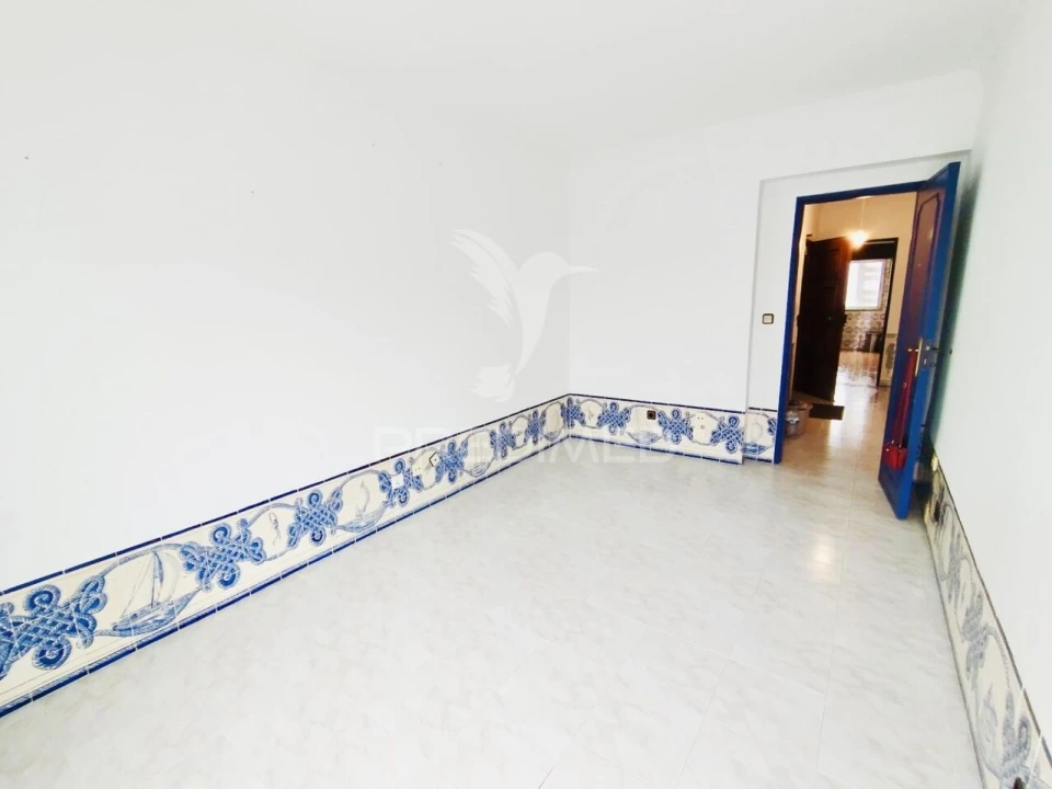 Apartamento T2 para Venda em Agualva e Mira-Sintra Foto 7