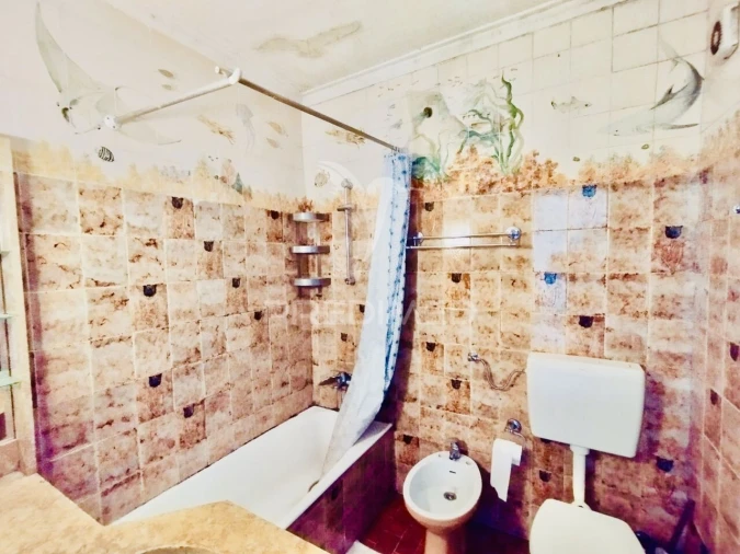 Apartamento T2 para Venda em Agualva e Mira-Sintra Foto 11