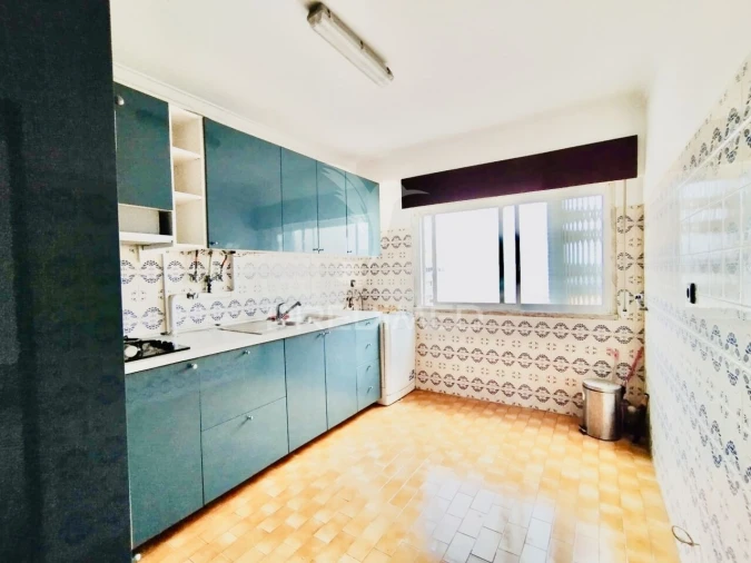 Apartamento T2 para Venda em Agualva e Mira-Sintra Foto 2