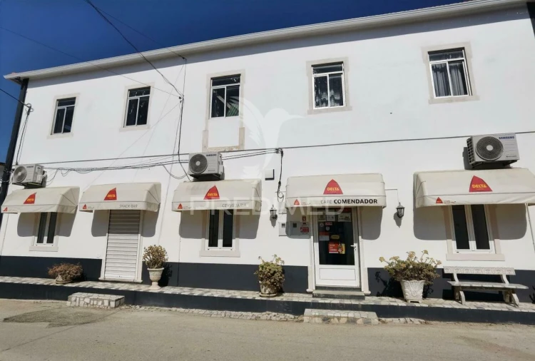 Loja para Venda em Casével e Vaqueiros Foto 2