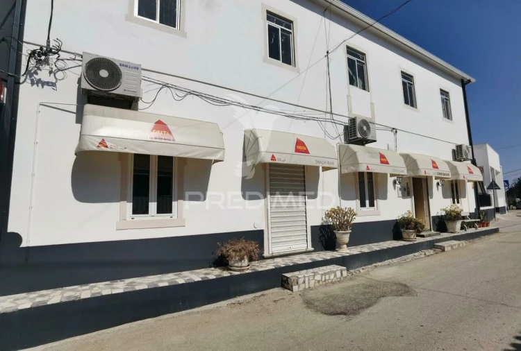 Loja para Venda em Casével e Vaqueiros Foto 3