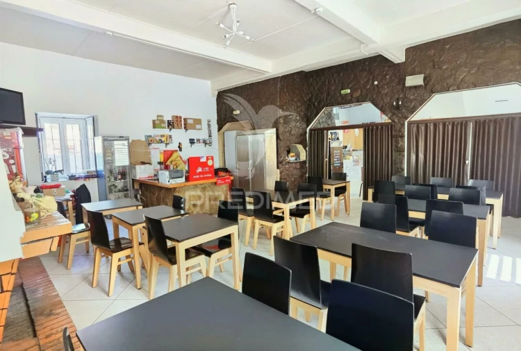 Loja para Venda em Casével e Vaqueiros Foto 19