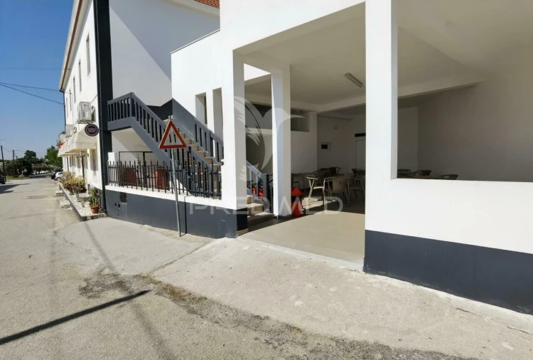 Loja para Venda em Casével e Vaqueiros Foto 7