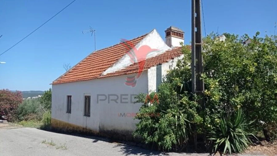 Moradia T3 para Venda em Aldeia do Mato e Souto