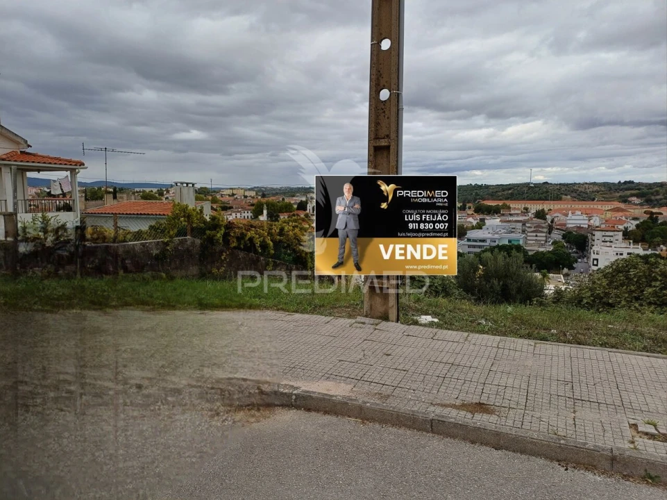 Terreno para Venda em Torres Novas (Santa Maria, Salvador e Santiago) Foto 1