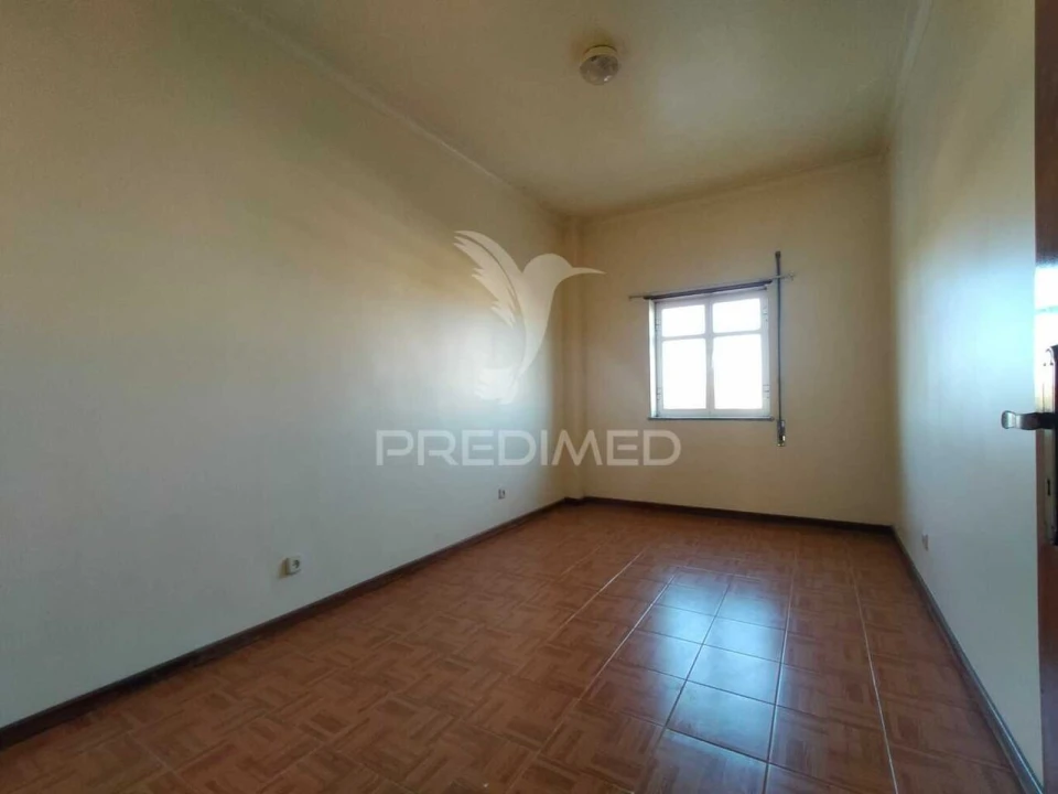 Apartamento T3 para Venda em Estômbar e Parchal Foto 15