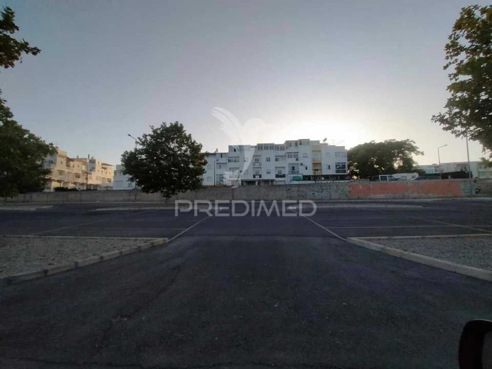 Apartamento T3 para Venda em Estômbar e Parchal Foto 18